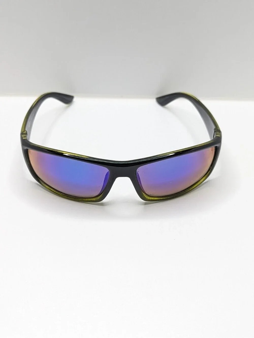 Vintage Images Sunglasses 99624 MC24 Green Wrap Bright Lenses